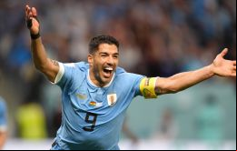Suárez marcó el gol del empate y el penalti decisivo en la tanda definitoria