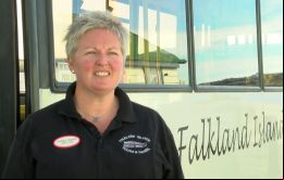 La Directora del Departamento de Recursos Naturales de las Falklands, Dra. Andrea Clausen