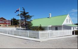 Gilbert House, desde donde funciona la Asamblea Legislativa electa de las Falklands